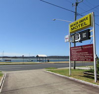 Beach Drive Motel - Tourism Brisbane
