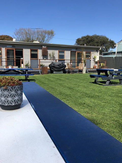 Beach Holiday Apartments - Brisbane Tourism 1