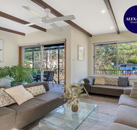 BEACH HOME ENCHANTED STAY CONNECT with NATURE - Tourism Brisbane