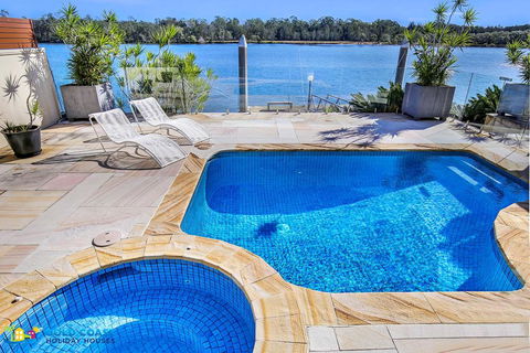 Beach House @ The Cove - Tourism Brisbane 0