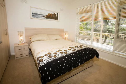 Beach House Apartments - Brisbane Tourism 2