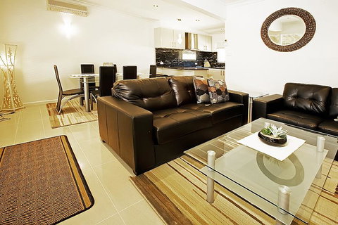 Beach House Apartments - Brisbane Tourism 1