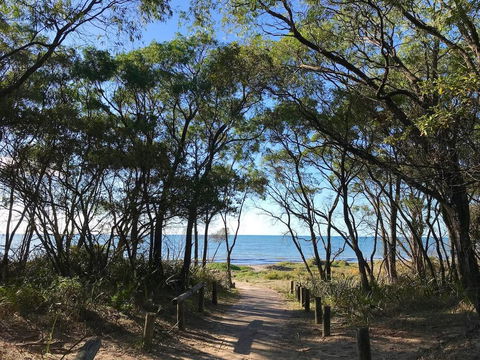 Beach House By The Bay - Tourism Brisbane 3