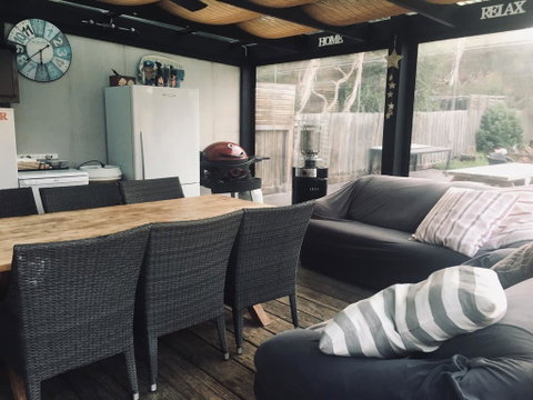 Beach House Getaway 1 - Brisbane Tourism 2