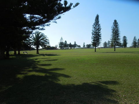 Beach Side Garden Apartment - Tourism Brisbane 2