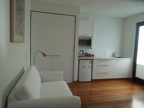 Beach Side Garden Apartment - Tourism Brisbane 3
