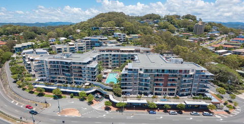 Beach Side Ocean Burleigh Heads 3 Bedroom Family Accomodation - Tourism Brisbane 0