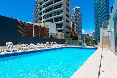 Beachcomber Resort - Official - Tourism Brisbane 1