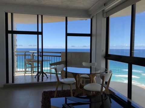 Beachcomber Resort - Official - Tourism Brisbane 2
