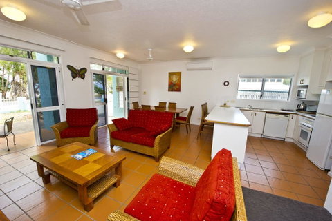 Beachcomber Unit 2 - Tourism Brisbane 0