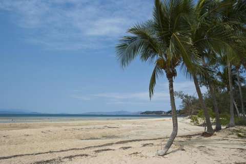 Beachcomber Unit 2 - Tourism Brisbane 3