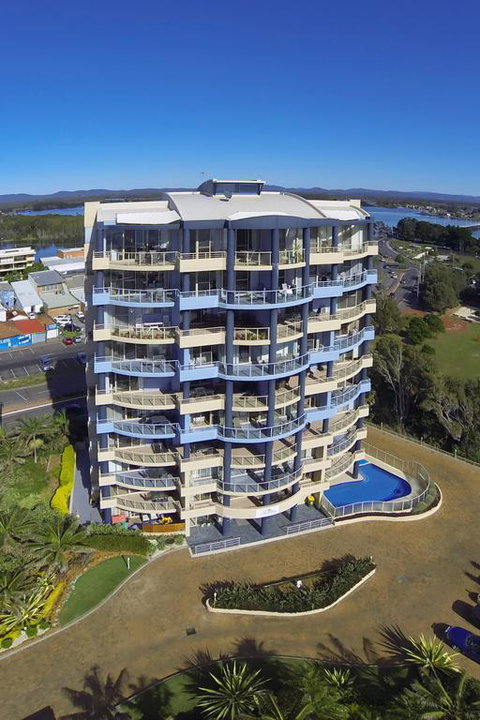 Beaches International - Brisbane Tourism 3