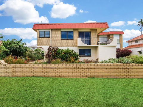 Beachfront Apt With Private Pool - Tourism Brisbane 0