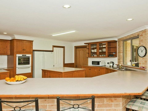 Beachfront Pool House - Absolute Beachfront - Brisbane Tourism 1