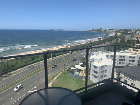 Beachfront Towers - Tourism Brisbane 3