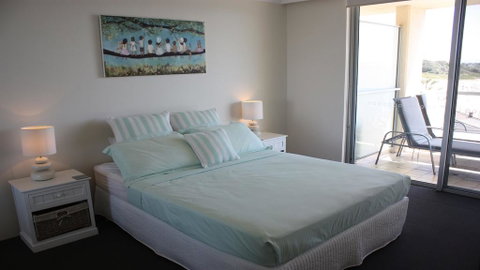 Beachpoint 302 - On The Beach! - Brisbane Tourism 3
