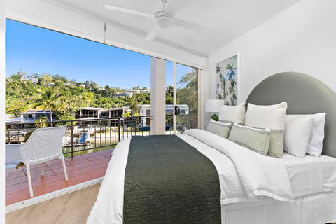 Riverfront 2 Bedroom Penthouse, Steps From Hastings Street - By Stay Noosa - Tourism Brisbane 0