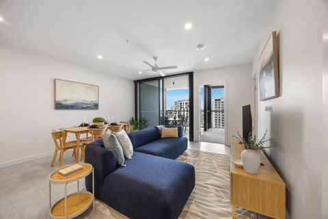 Rivello Apartments - Free Secure Car Park, 6km To City, Ferry Terminal, Eat Street, Rooftop Pool, Sauna, Portside Dinning - Brisbane Tourism 2