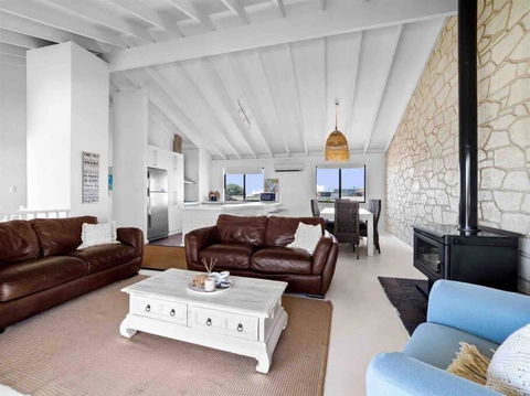 Relaxing Getaway Beachfront Access Multi Family Pets Mandurah - Tourism Brisbane 0