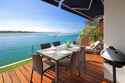 Riverfront Apartment, Perfect Location - Tourism Brisbane 1