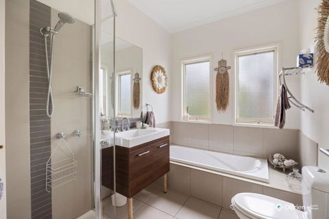 Red Rocks Beach Retreat Cowes Phillip Island - Tourism Brisbane 3