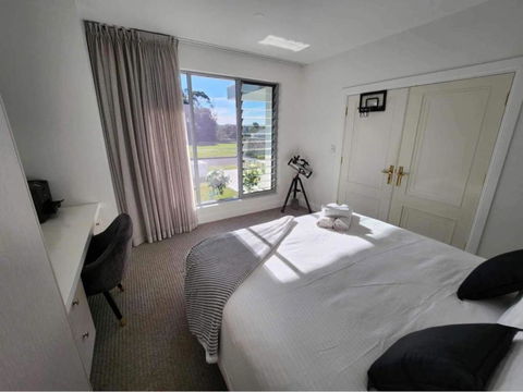 Red Sands Retreat - Brisbane Tourism 3