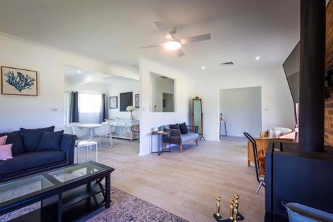Redims Hill Cottage - Brisbane Tourism 3