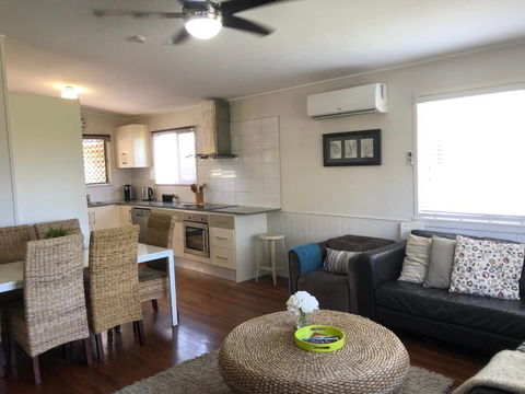 Redland BayBreeze - Tourism Brisbane 0