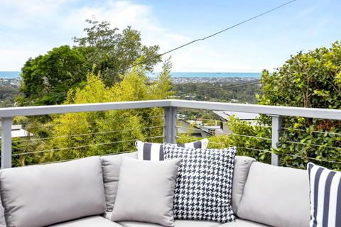 Relax In Buderim - Water Views - Brisbane Tourism 0