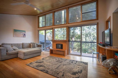 Relaxed Holiday Home Moments To The Beach - Tourism Brisbane 0