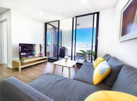 Relaxing 1BR W Pools & SPA, Gym In Olympic Park - Tourism Brisbane 3