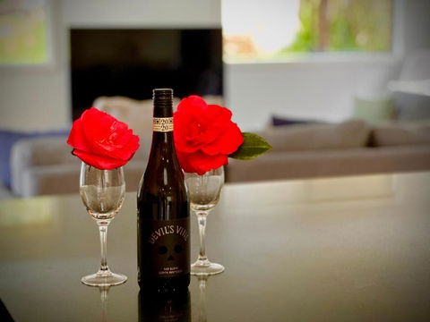 Relaxing 3 Bedroom House With 2 Bathrooms. - Tourism Brisbane 1