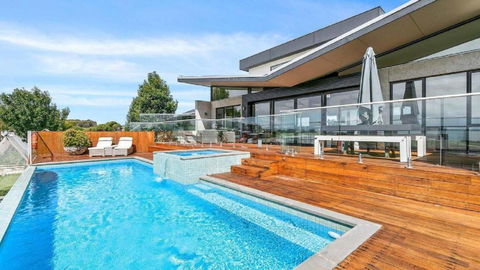 Remo Resort By Ready Set Stay - BYO LINEN & TOWELS - Tourism Brisbane 0