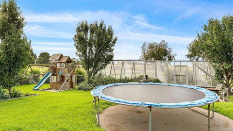 Remo Resort By Ready Set Stay - BYO LINEN & TOWELS - Tourism Brisbane 2