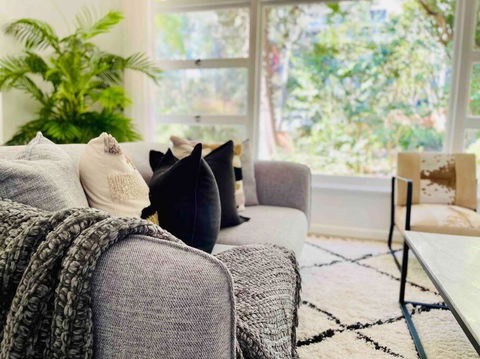 Renovated Charming & Cozy House (Walk To Station) - Tourism Brisbane 0