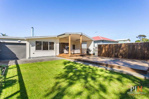 Renovated Lux Property In Quiet Estate - Tourism Brisbane 1