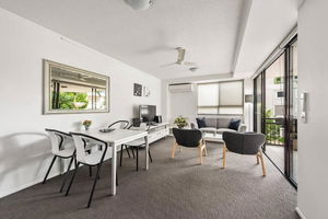 Resort Living - 10mins CBD - 2Bed / 2Bath / 1Car