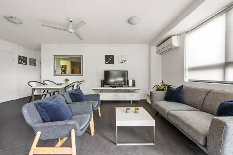 Resort Living - 10mins CBD - 2Bed / 2Bath / 1Car - Brisbane Tourism 3