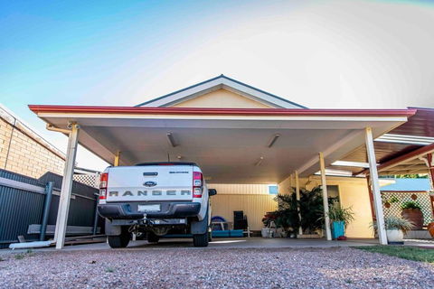 Resort On Morgan With Beautiful Private Pool, Pet Friendly - Brisbane Tourism 1