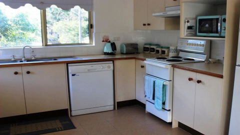 Rest At The Nest On Booner - Tourism Brisbane 3