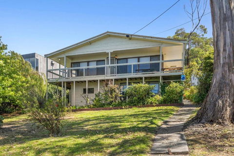 Retro Retreat - Brisbane 4u 1