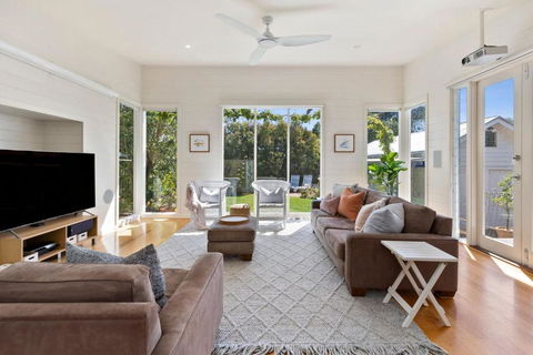 RIPVIEW In Old Lonnie - Tourism Brisbane 2