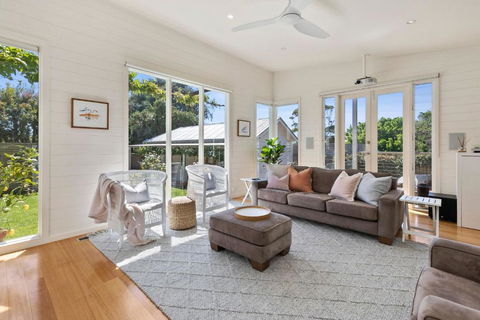 RIPVIEW In Old Lonnie - Tourism Brisbane 3