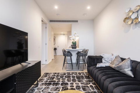 Ritzy Apartment In Iconic Australia 108 With Views - Brisbane 4u 2