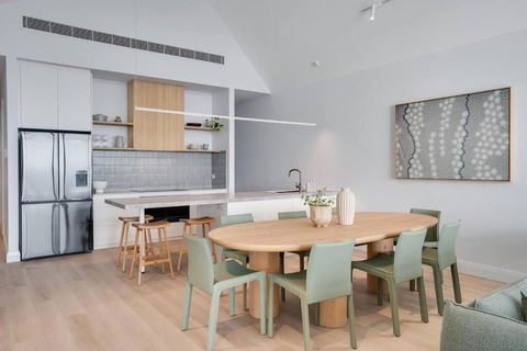 RIVA 202Espy - Brand New Luxury Beachfront - Sleeps 8 - Tourism Brisbane 2