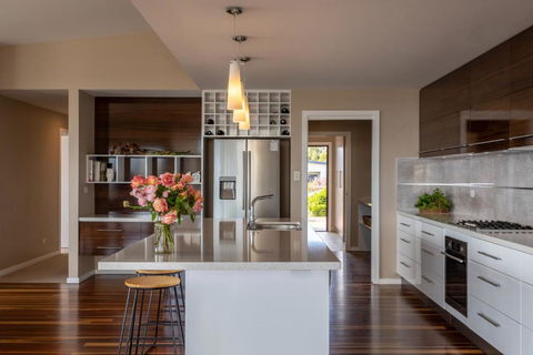River Haven Serene Spacious With River Views - Tourism Brisbane 3