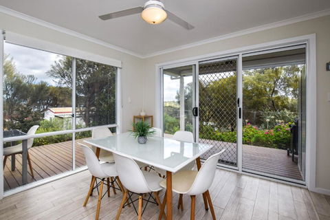 River Retreat - Tourism Brisbane 0