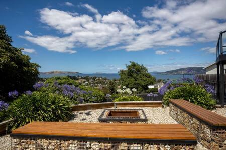 River View Holiday House Sleeps 8 10min To CBD - Tourism Brisbane 1