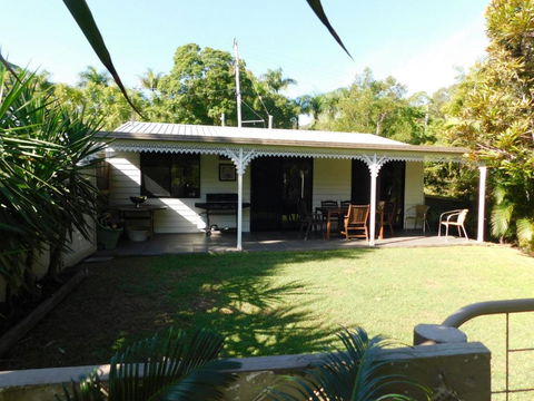 Riverbend Cottage Cabin - Little Heaven - Tourism Brisbane 2