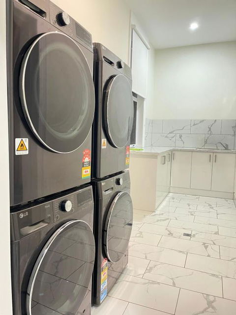 Riverside Hotel - Tourism Brisbane 3